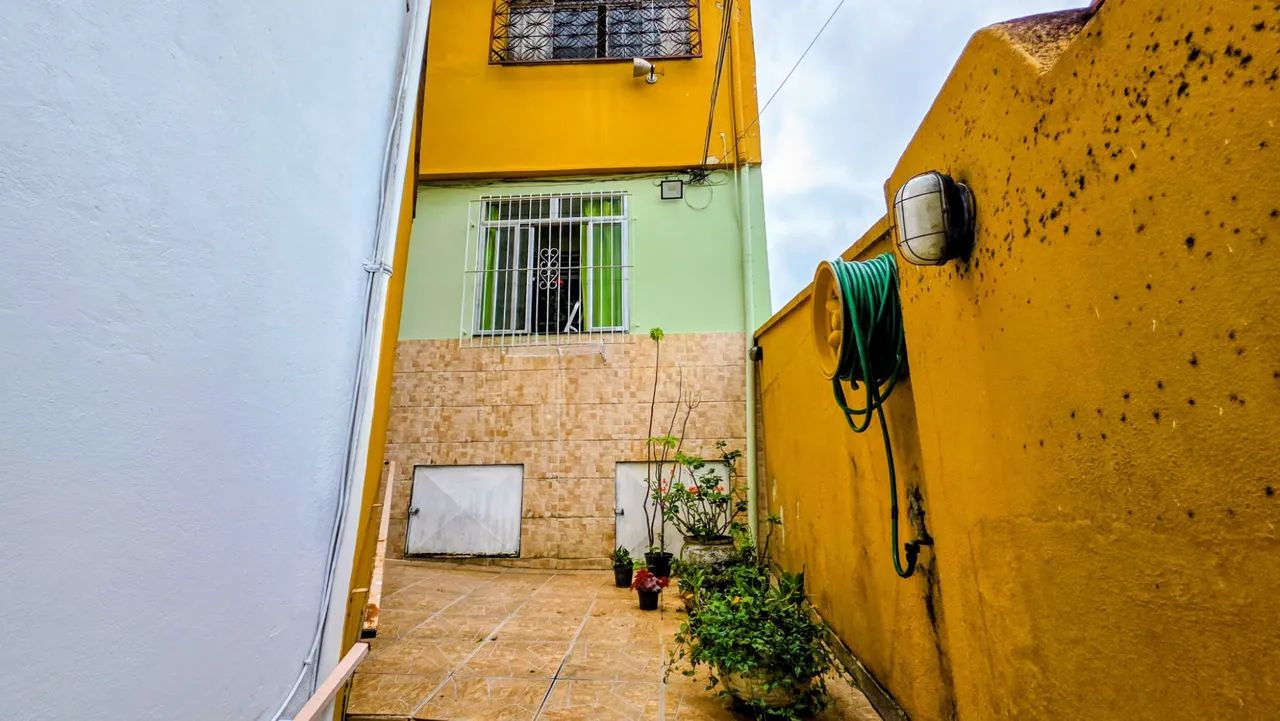 Sobrado 2 quartos - Bairu