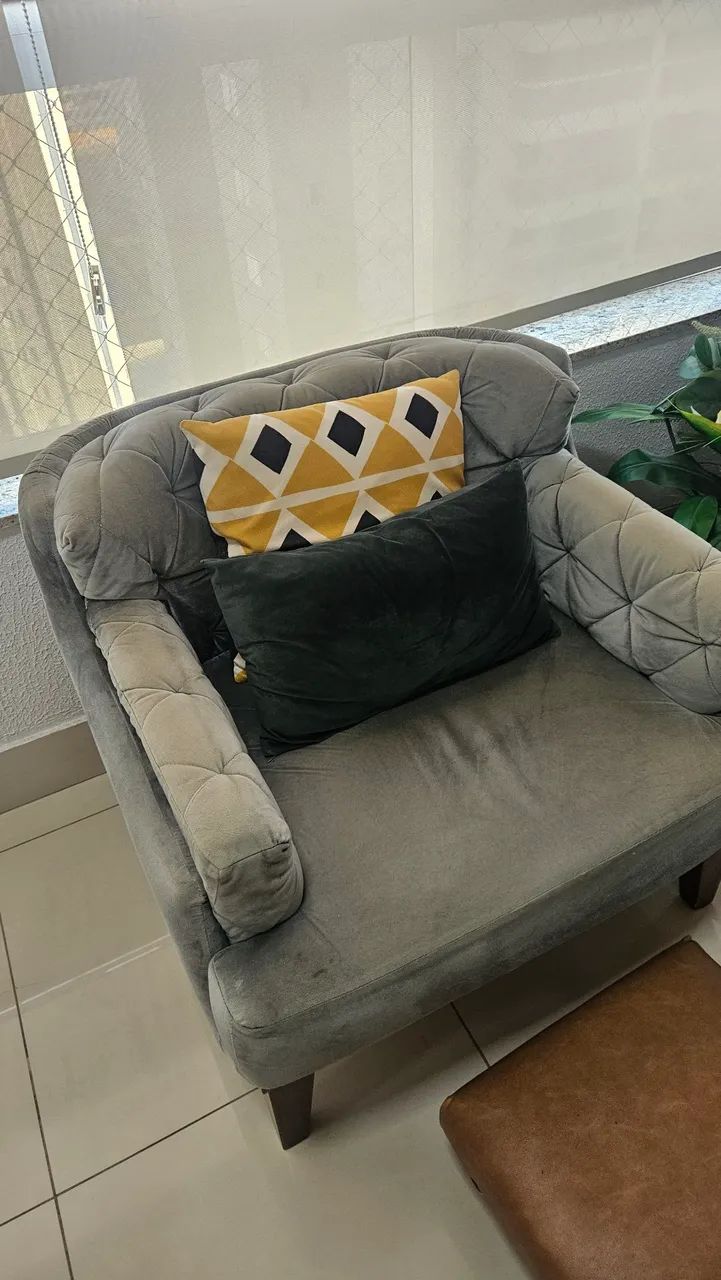 Poltrona decorativa em veludo - Foto 5