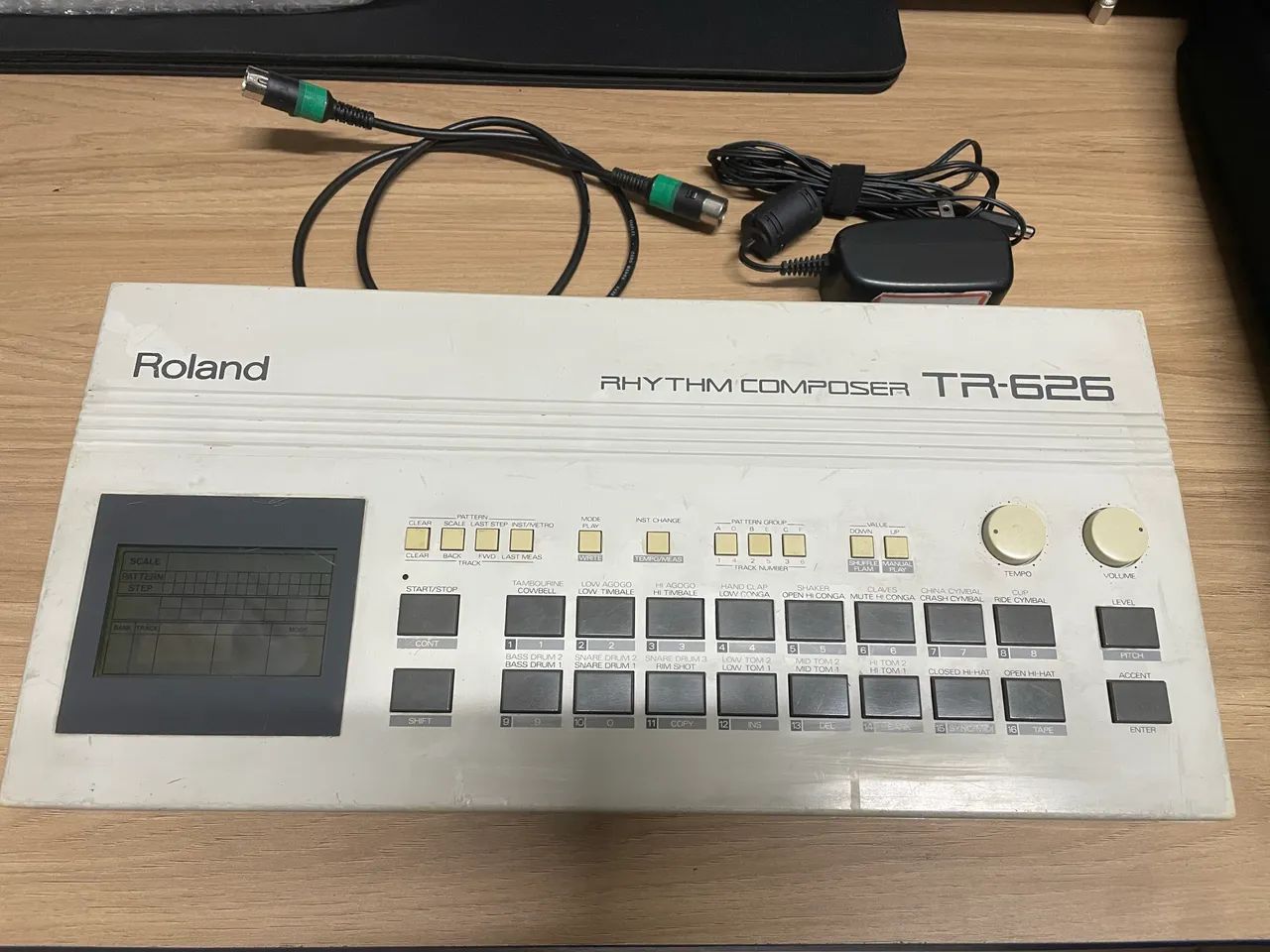 Drum Machine - Roland TR-626