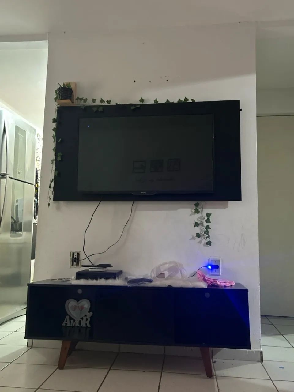 Rack com painel preto 
