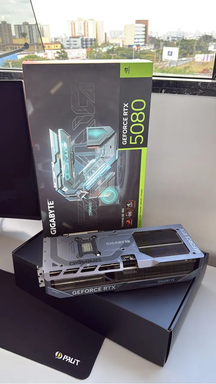 RTX 5080 GIGABYTE OC 16GB  - Foto 3