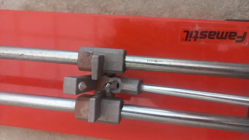 Cortador de cerâmica Famastil 75 cm - Foto 4