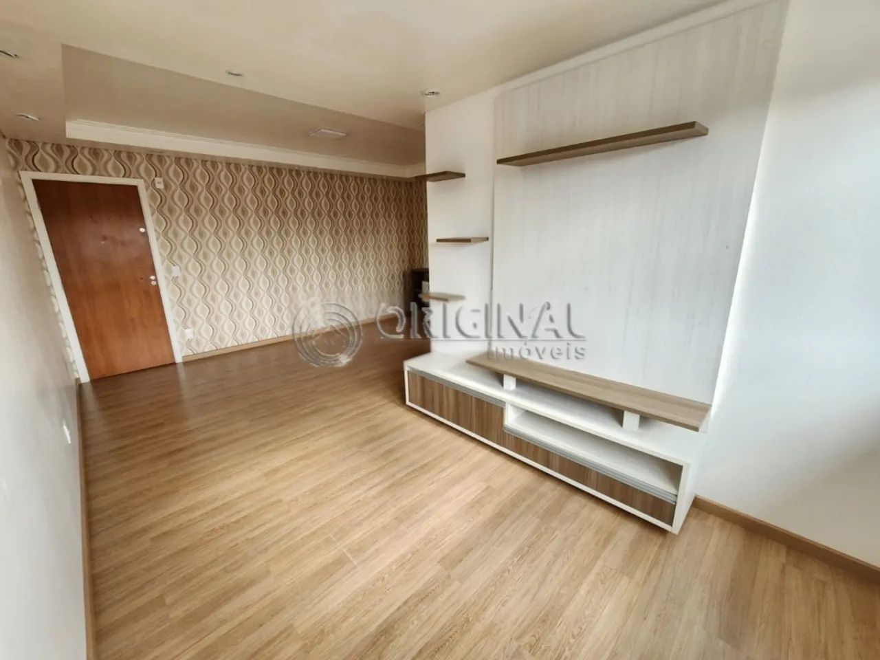 EXCELENTE APARTAMENTO - SEMI-MOBILIADO. - Foto 3