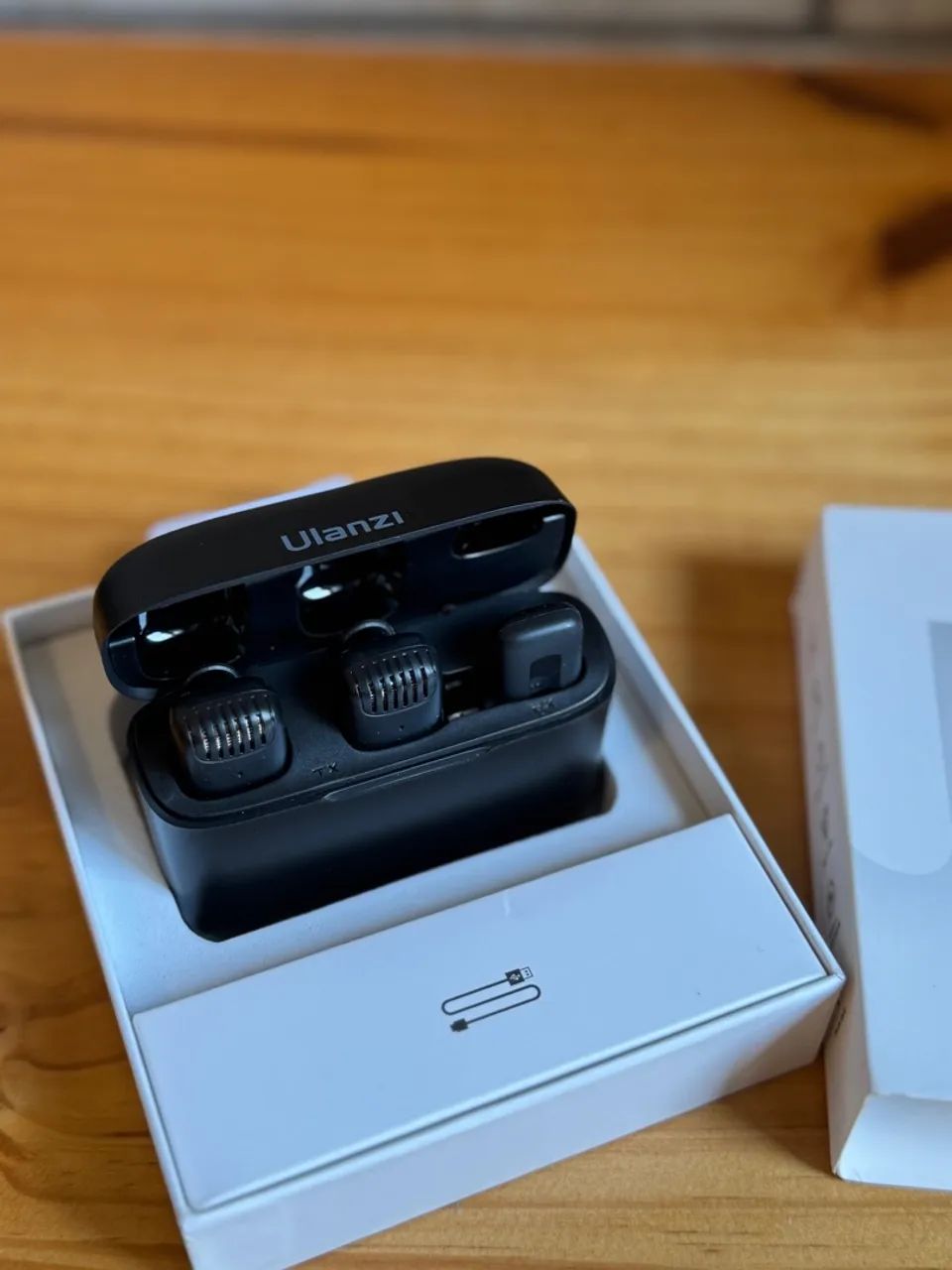 Microfone Sem Fio Ulanzi J12 iPhone iPad Lightning 2 Mics - Foto 3