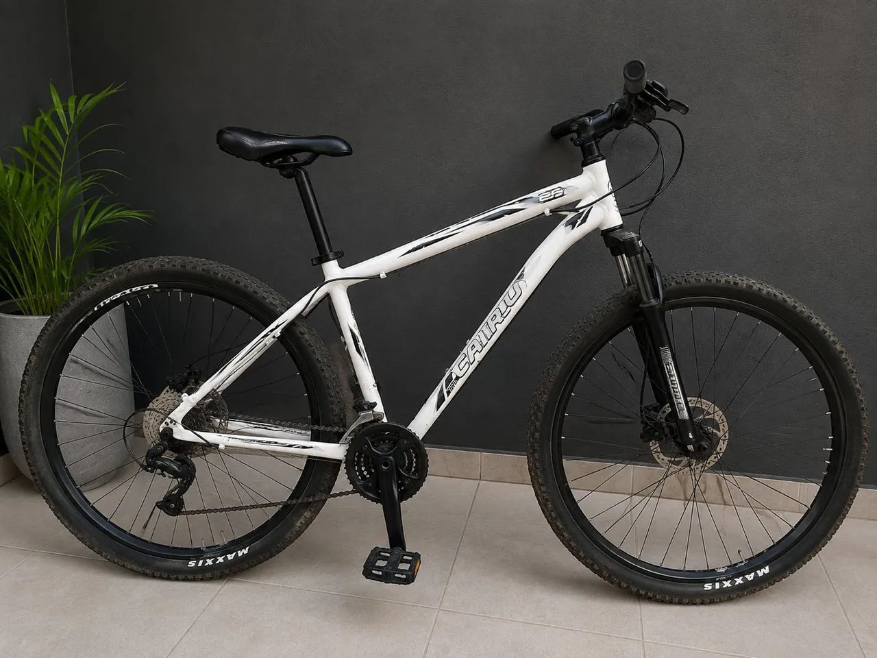 Bicicleta Cairu Aro 29 Freio a Disco Suspensão Dianteira