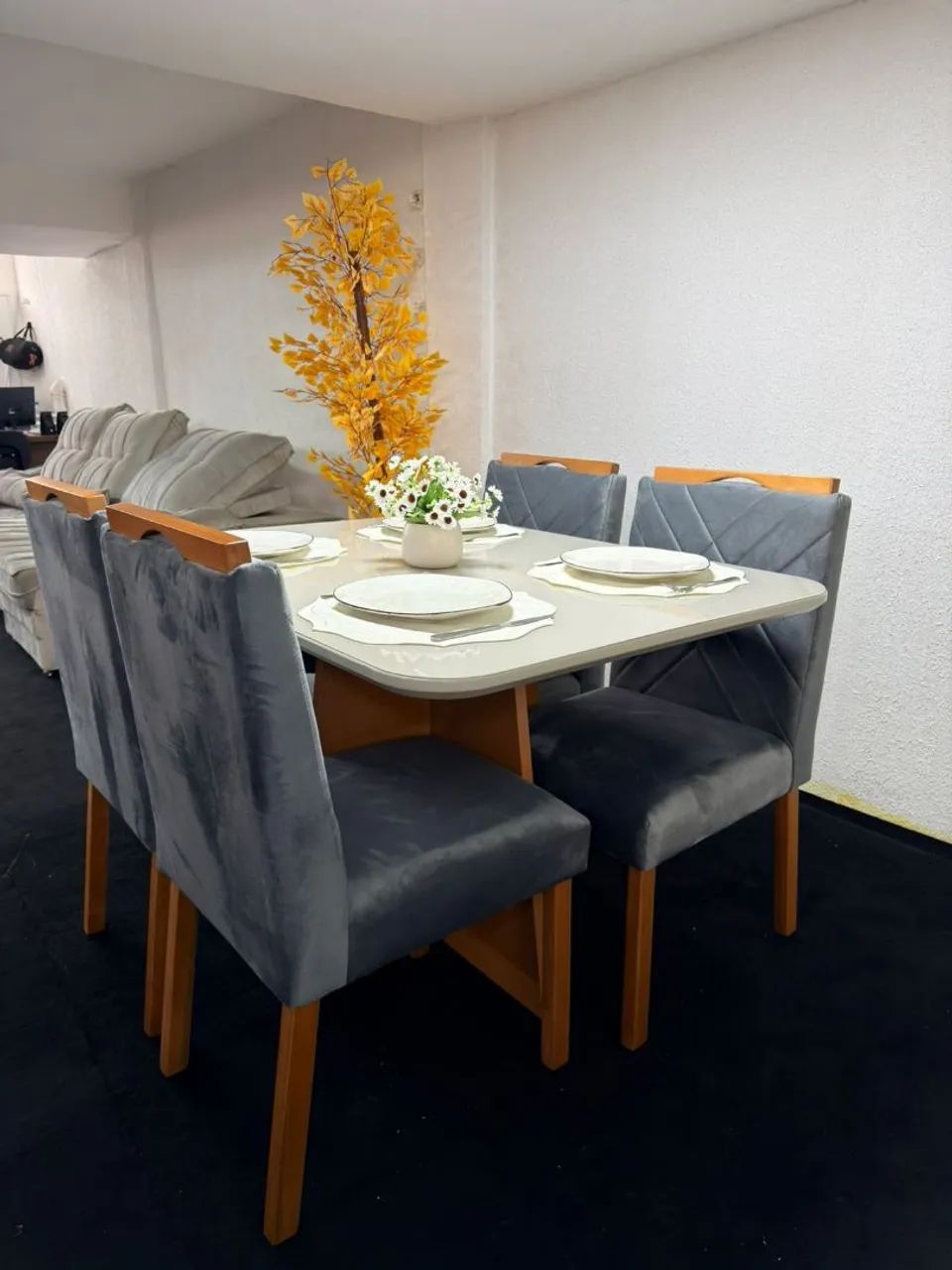 Mesa de jantar com 4 cadeiras Nova a pronta entrega  - Foto 4