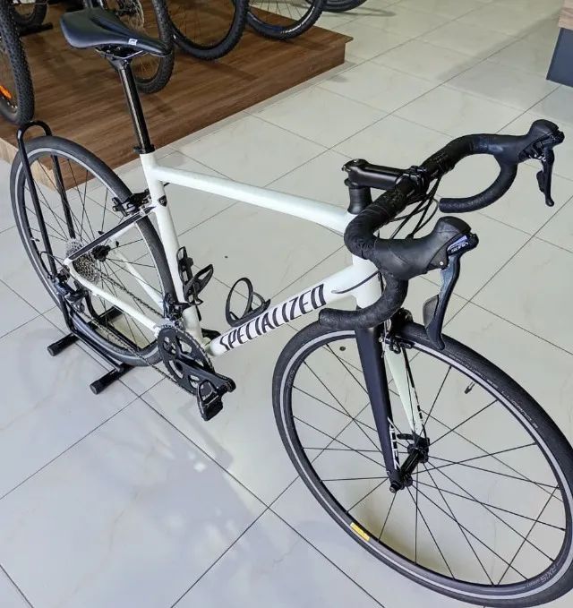 SPECIALIZED Allez sport SHIMANOアルテグラ2x10 SPECIALIZED Allez sport SHIMANOアルテグラ2x10 Bicicleta Allez Sport