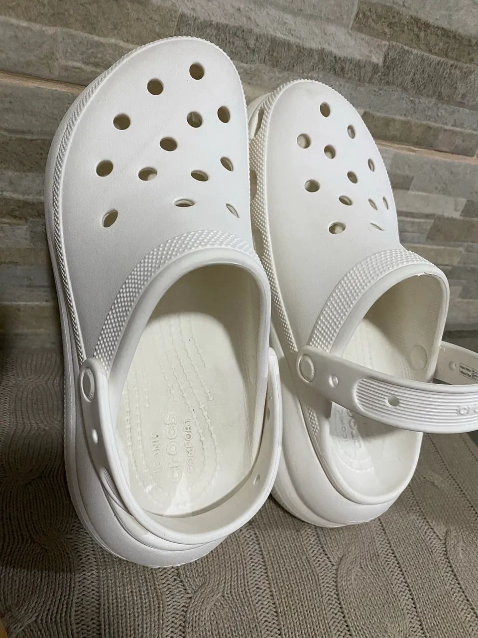 Crocs Classic Mega Crush Clog tamanho 39/40 - Foto 5