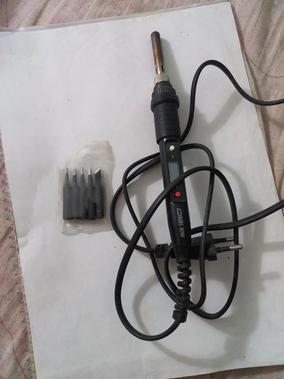 Ferro de solda com led