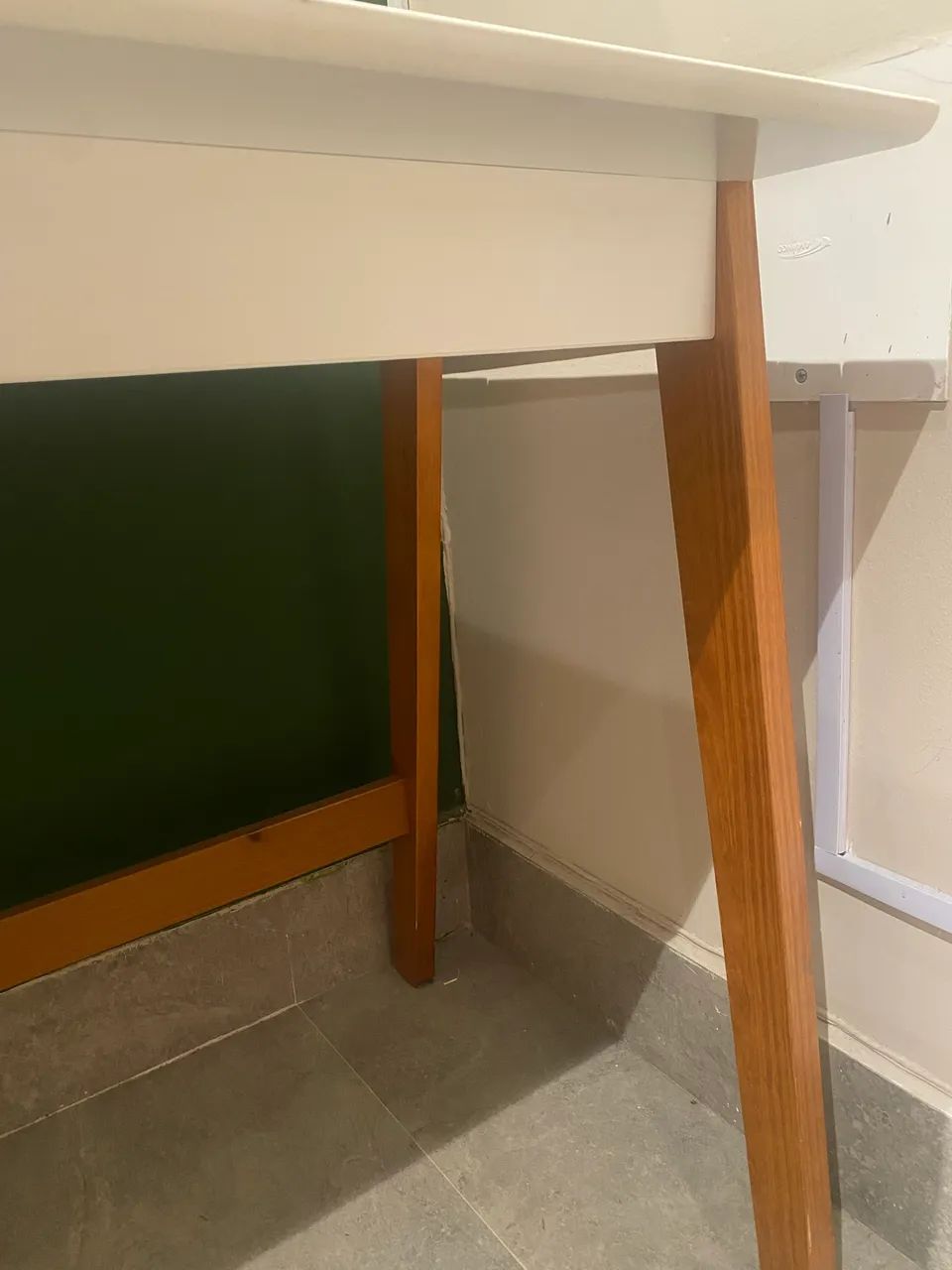 Mesa e Gaveteiro Tok & Stok - Foto 4