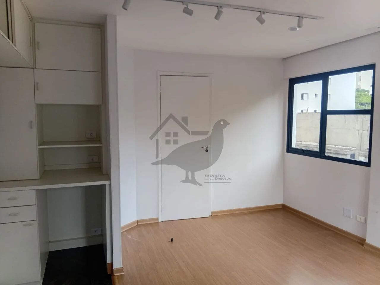 Sala Comercial de 37m² e 2 banheiros para Alugar ou venda - Foto 3