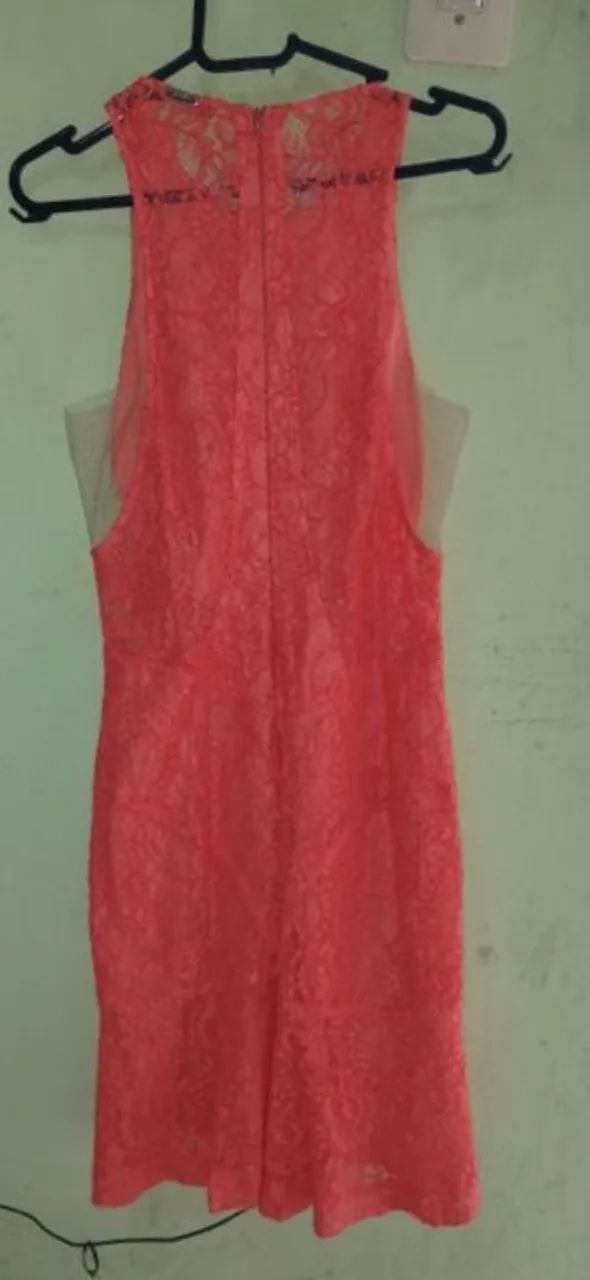 Vestido em renda e detalhe em tule bo-bô - Foto 4