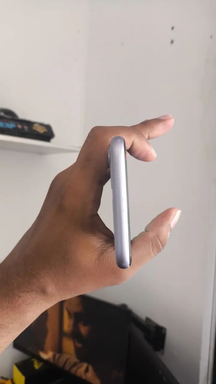 Iphone 11 128gb lilás - Foto 4