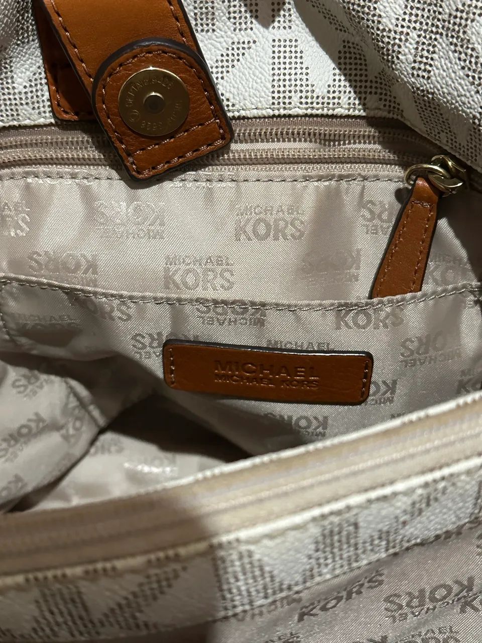 Bolsa Michael Kors Hamilton (usada)  - Foto 3