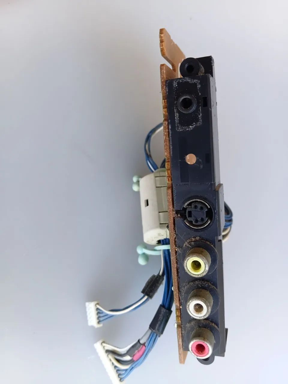 Placa Entradas Áudio/Vídeo Panasonic TNP4G402 - Usada - Foto 2