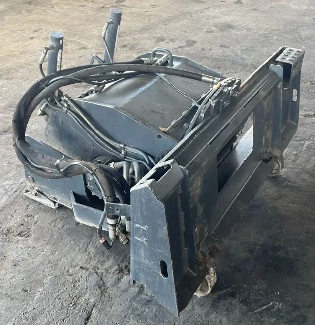 Implemento Fresadora De Asfalto Bobcat 60cm Semi Nova 2020