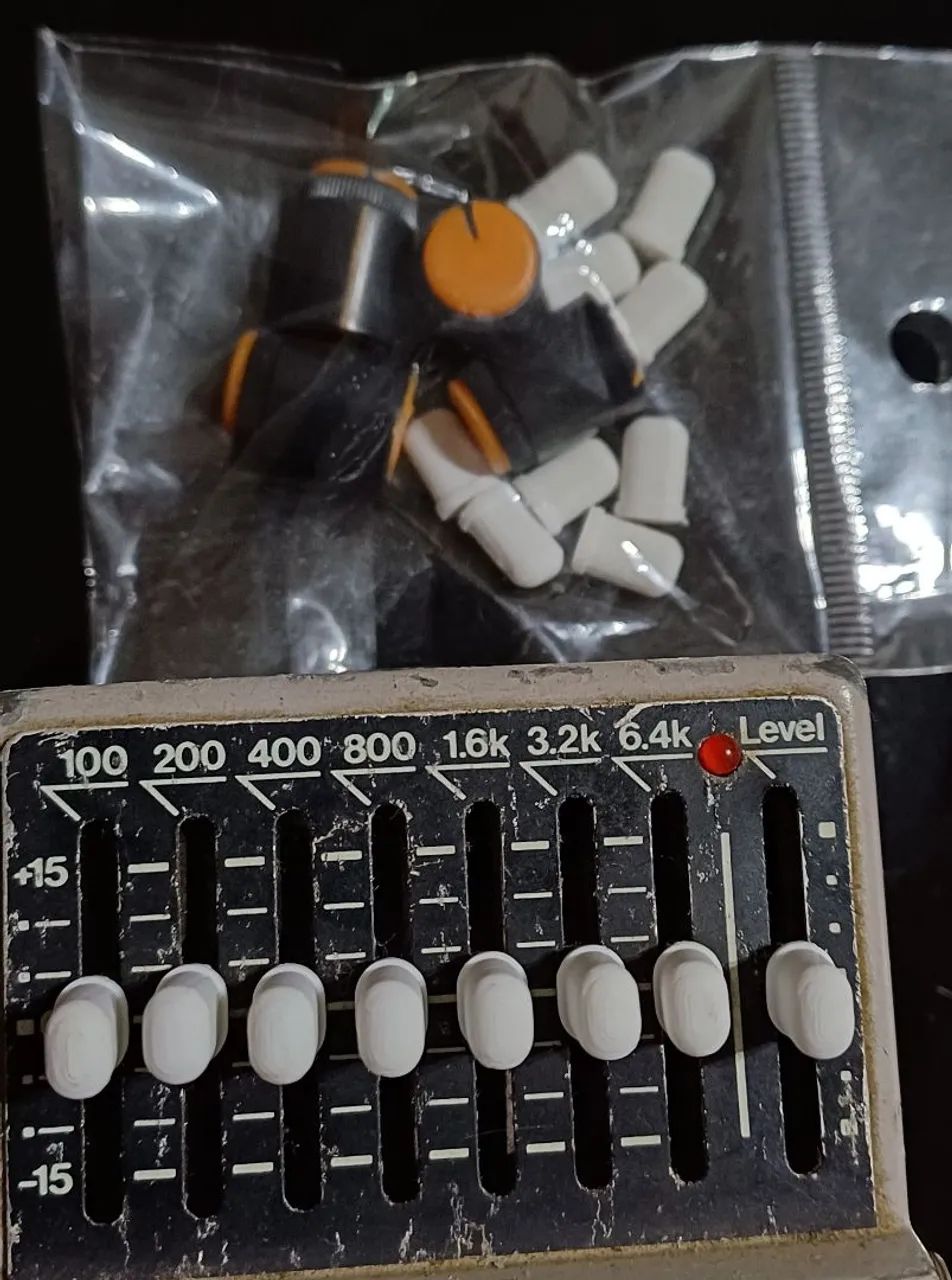 Knob Boss GE-7 Equalizer e Boss Padrão  - Foto 3
