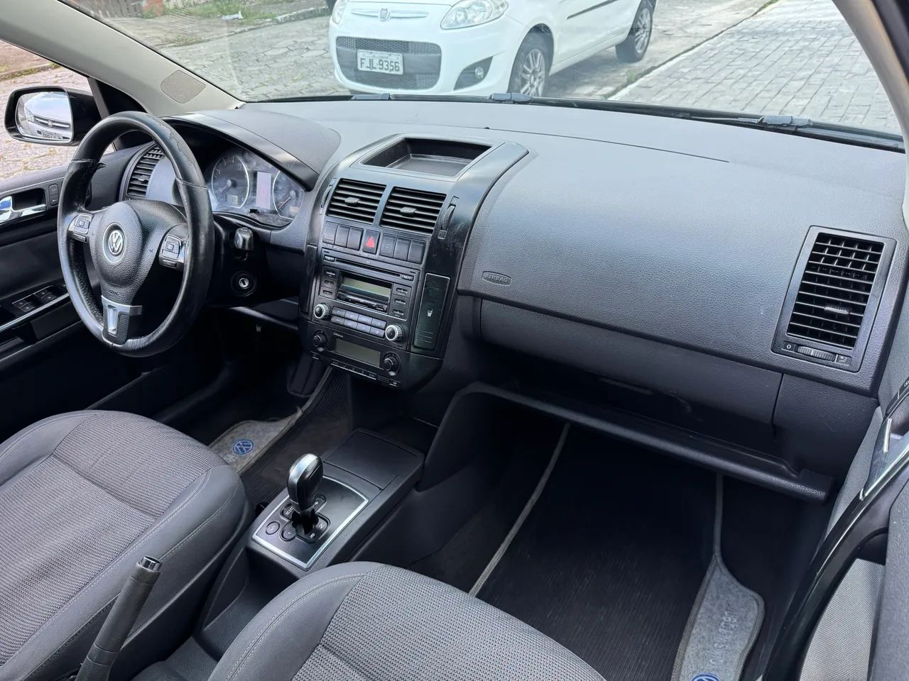 Volkswagen Polo Sed.COMFORT. I MOTION 1.6 T.Flex 4p, foto 11 de 16