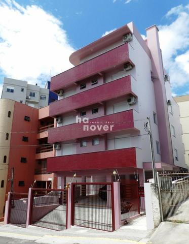 Apto Próx. Clube Dores, 2 Dormitórios, Garagem, Elevador, Sacada, Churrasqueira