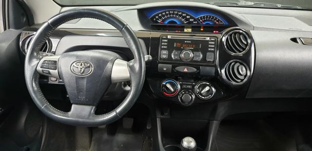 Toyota Etios HB Cross 1.5 Flex 2014/14 - Foto 17