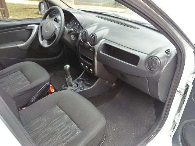 Sandero 2013 expression 1.0,impecável,90mkm,pneus novos,manual e chave copia - Foto 7