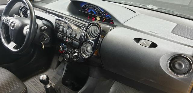 Toyota Etios HB Cross 1.5 Flex 2014/14 - Foto 15