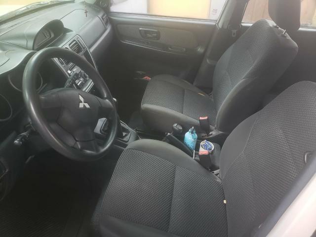 Pajero Tr4 2010 4x4 Manual - Foto 9