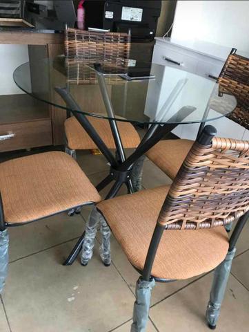 Mesas diretamente da fábrica