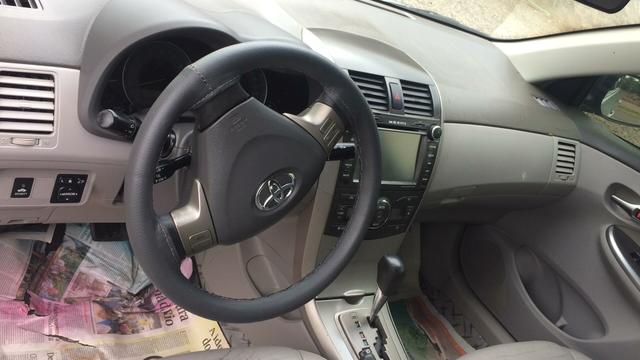 Vendo corolla ou troco - Foto 3