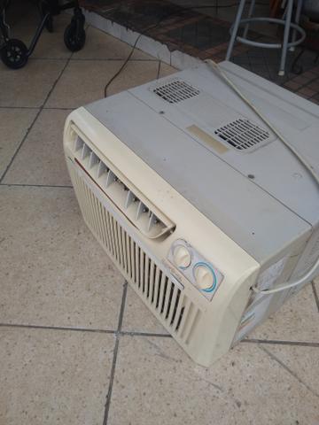 Vendo esse a Springer 10.500 BTU - Foto 3