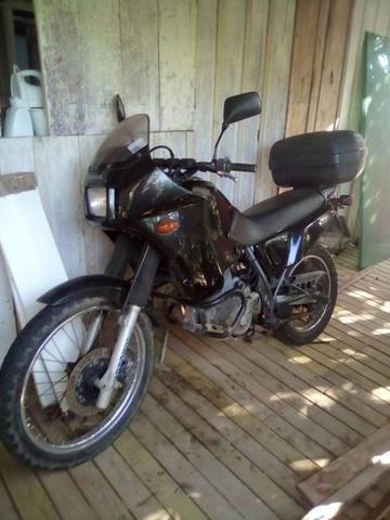 Troco moto Sahara ano 1998