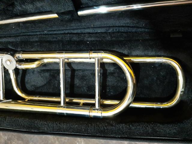 Urgente, Torro, trompete e trombone - Foto 3