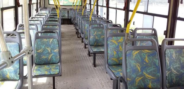 Vendo este ônibus - Foto 2