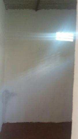 Vendo uma casa no bairro da engomadeira 2/4 sala cozinha banheiro - Foto 4