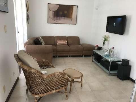 Linda Casa de 2 quartos em Paracambi