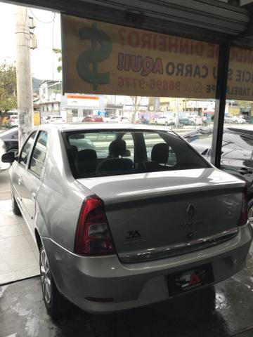 Renault Logan - Foto 5