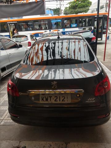 Peugeot Passion 207 Completo FLEX+GNV R$1.000,00 de entrada 48x 385,00 - Foto 5