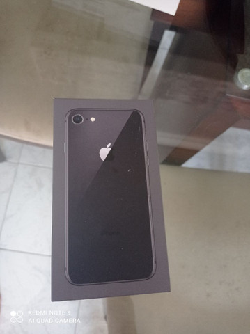 iPhone 8 64GB