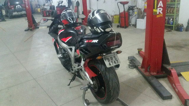 Moto Honda CBR 900 RR - Foto 4