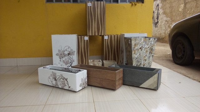 Vasos e jardineiras