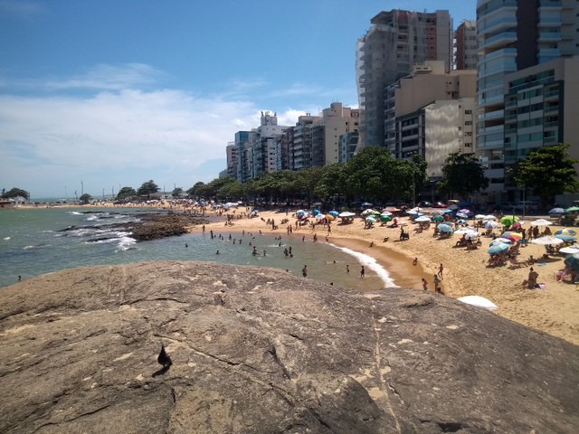 TEMPORADA no centro de Guarapari