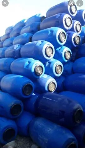 Lote 30 unidades Bombona/galão 240lts 