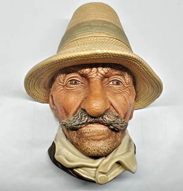 Cabeça Vintage Bosson Chalkware Head "Rumanian" Made in England