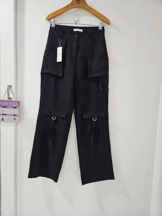Calça preta tam 42/44 nova