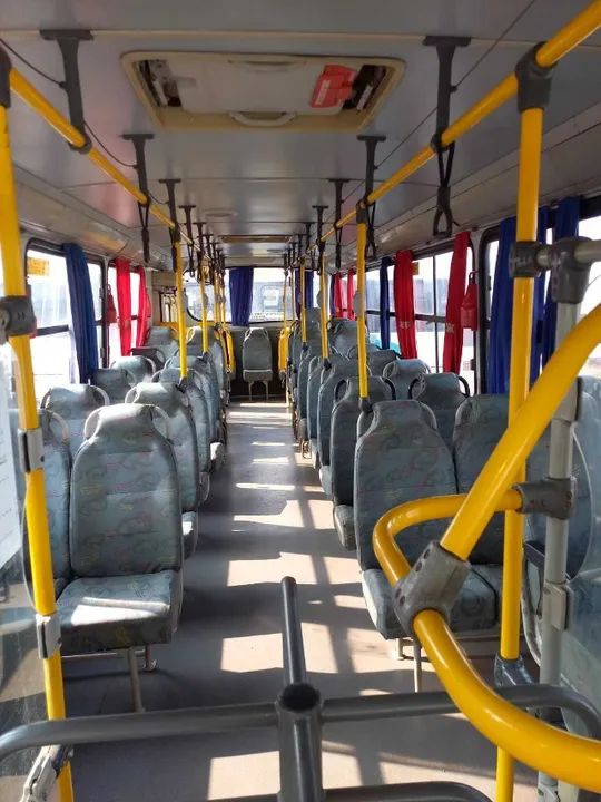 Ônibus Mercedes Benz em ótimo estado - Foto 4