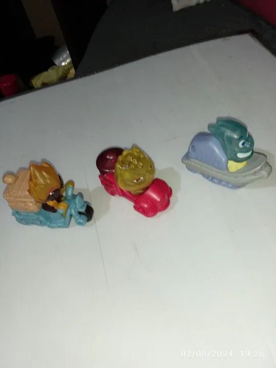 Personagens de Elementos da Disney. Kit com três peças. - Foto 3