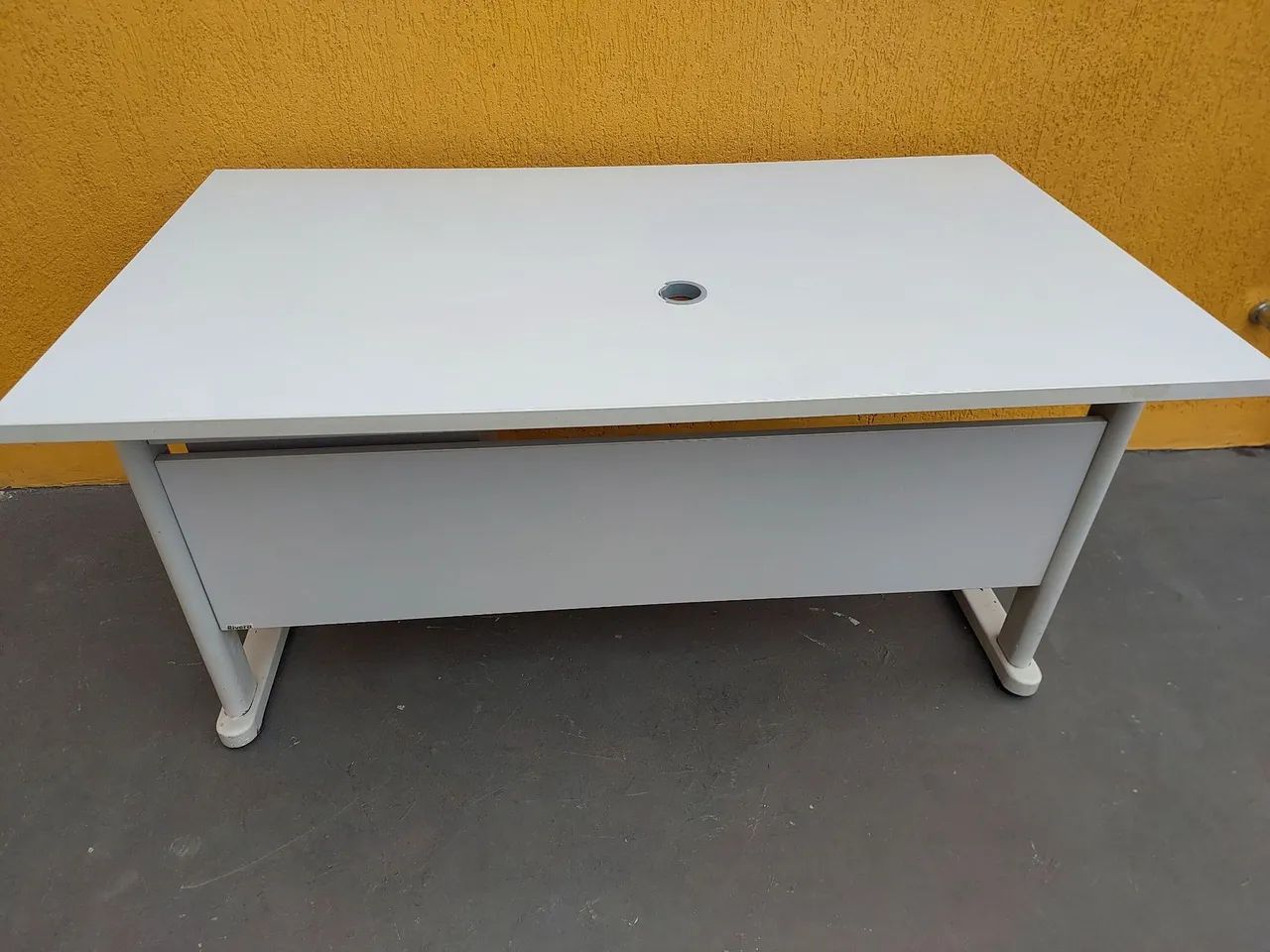 Mesa escritorio com gavetas 1.40 cm - Foto 5