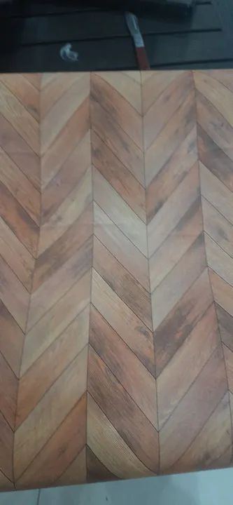 Papel de parede tipo madeira mod4