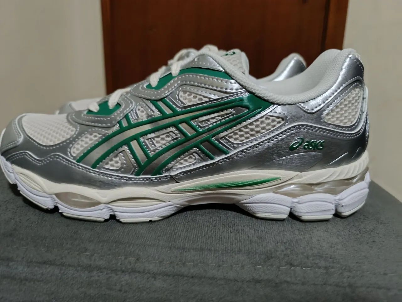 Asics Gel-NYC Birch Pure Silver