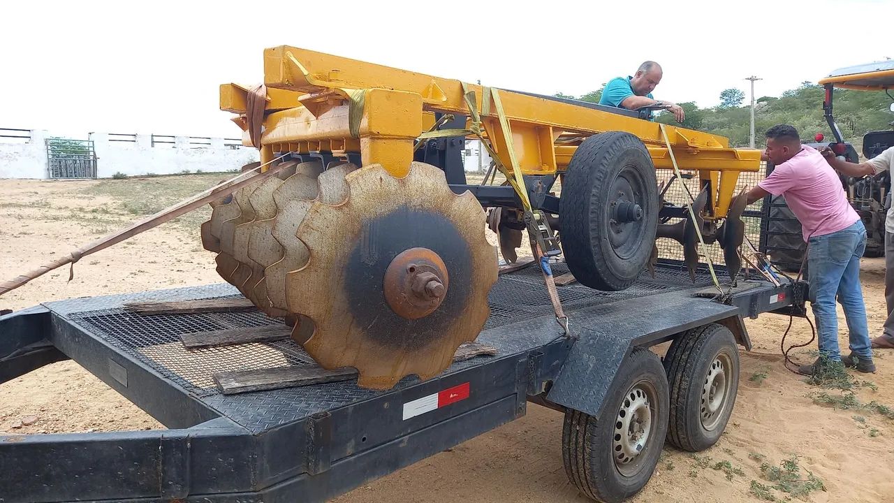 Trator 4x4 6cc - Foto 3